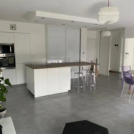 Joli T3 Apartament